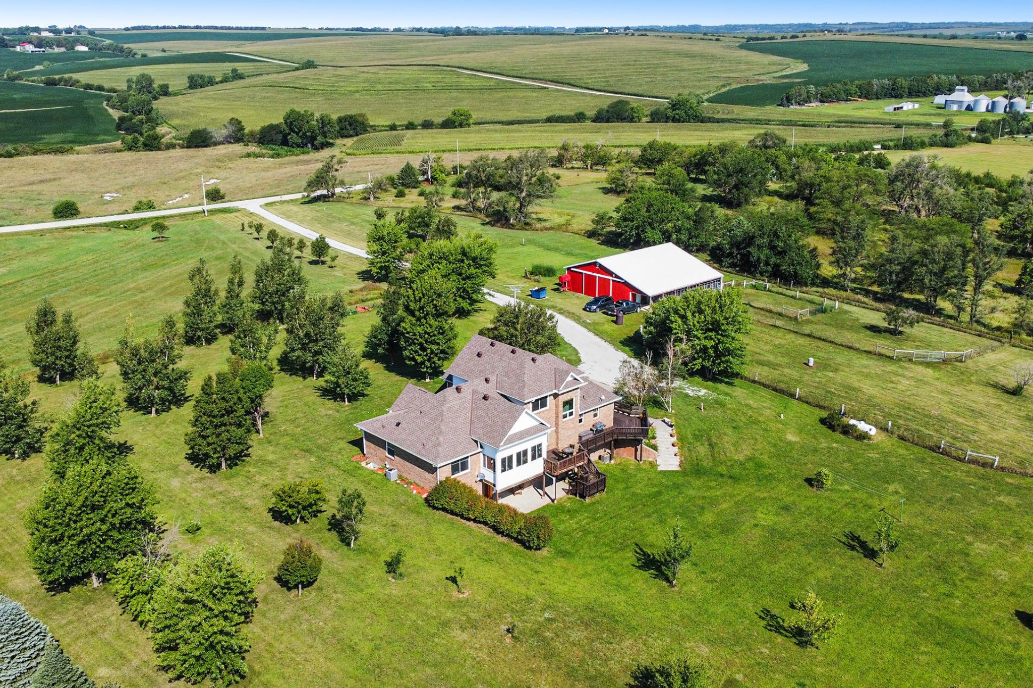 561 S 26th Rd, Syracuse, NE, Image 0